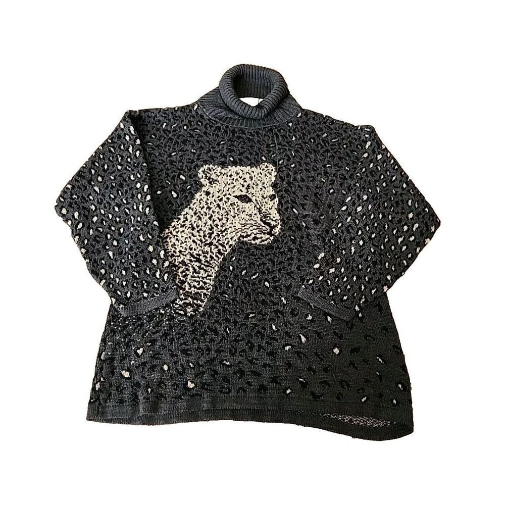 Basic Edition Beige Leopard Cheetah Turtle Neck Sweater Size Large Grey